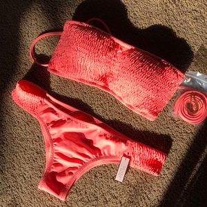 Victoria Secret Coral Bikini Set 👙